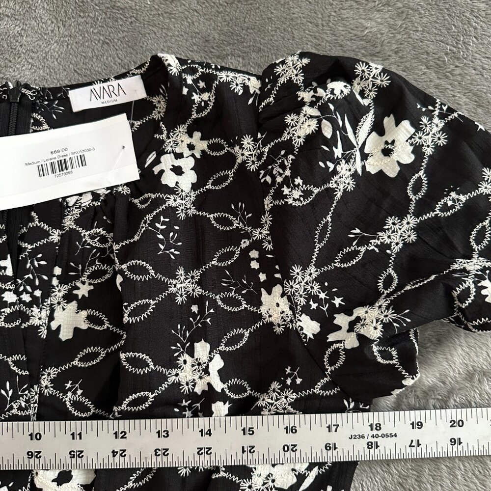 NWT Avara Lorena Dress Black White Embroidered Women's MEDIUM Fit Flare - Picture 7 of 8